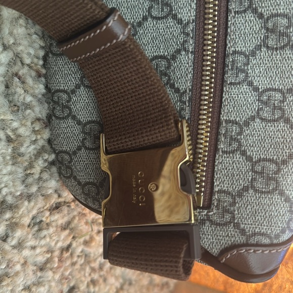 Gucci large belt bag. Retails for $1,390 selling for $899.00 - Picture 4 of 6